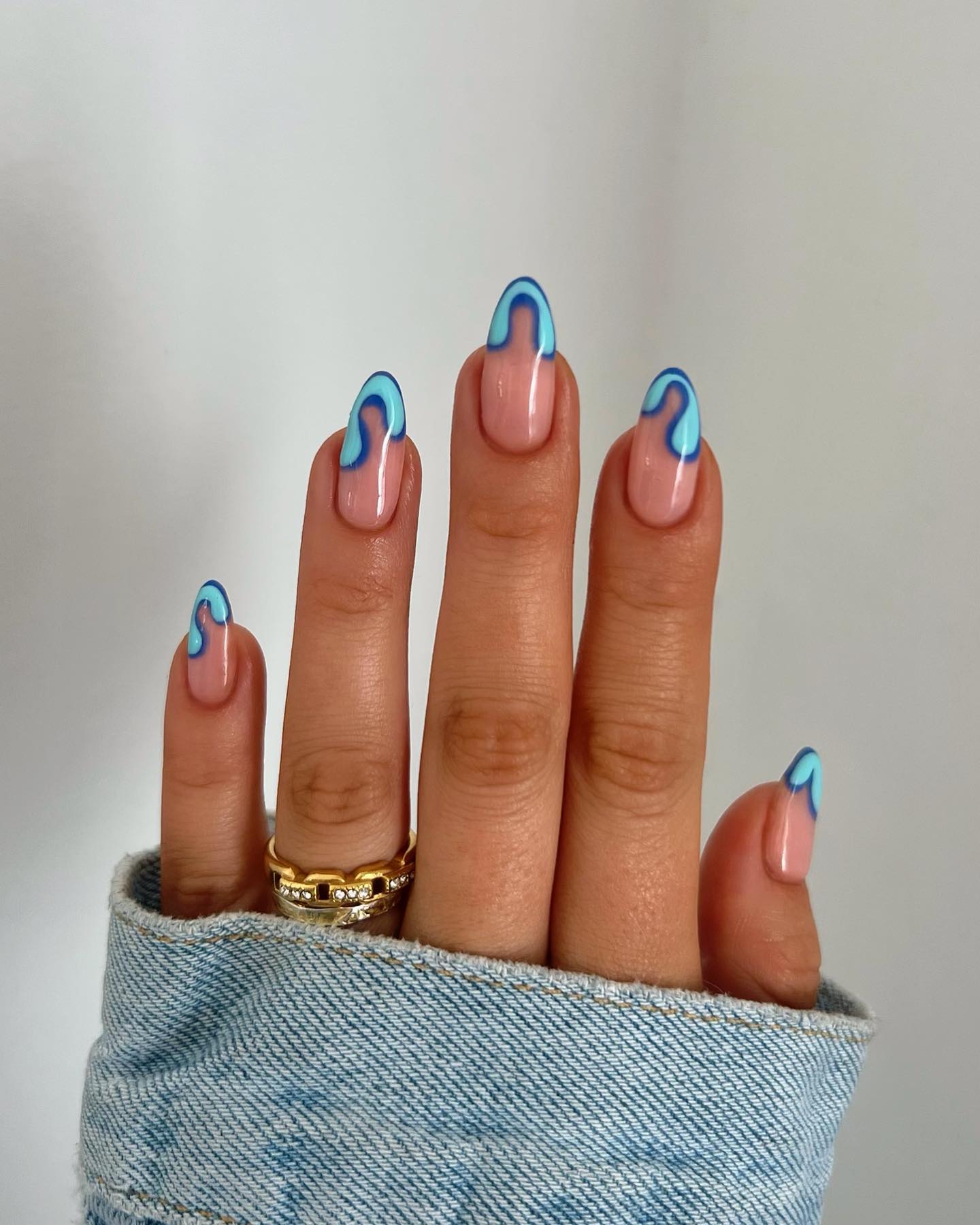 Double blue abstract French tips